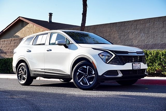 2023 Kia Sportage Hybrid LX