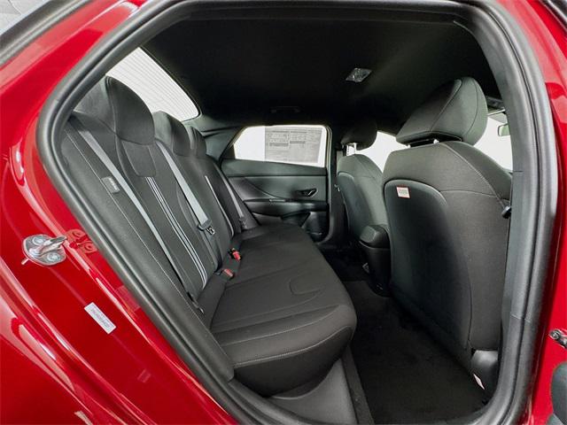 2025 Hyundai Elantra SEL Sport photo 33