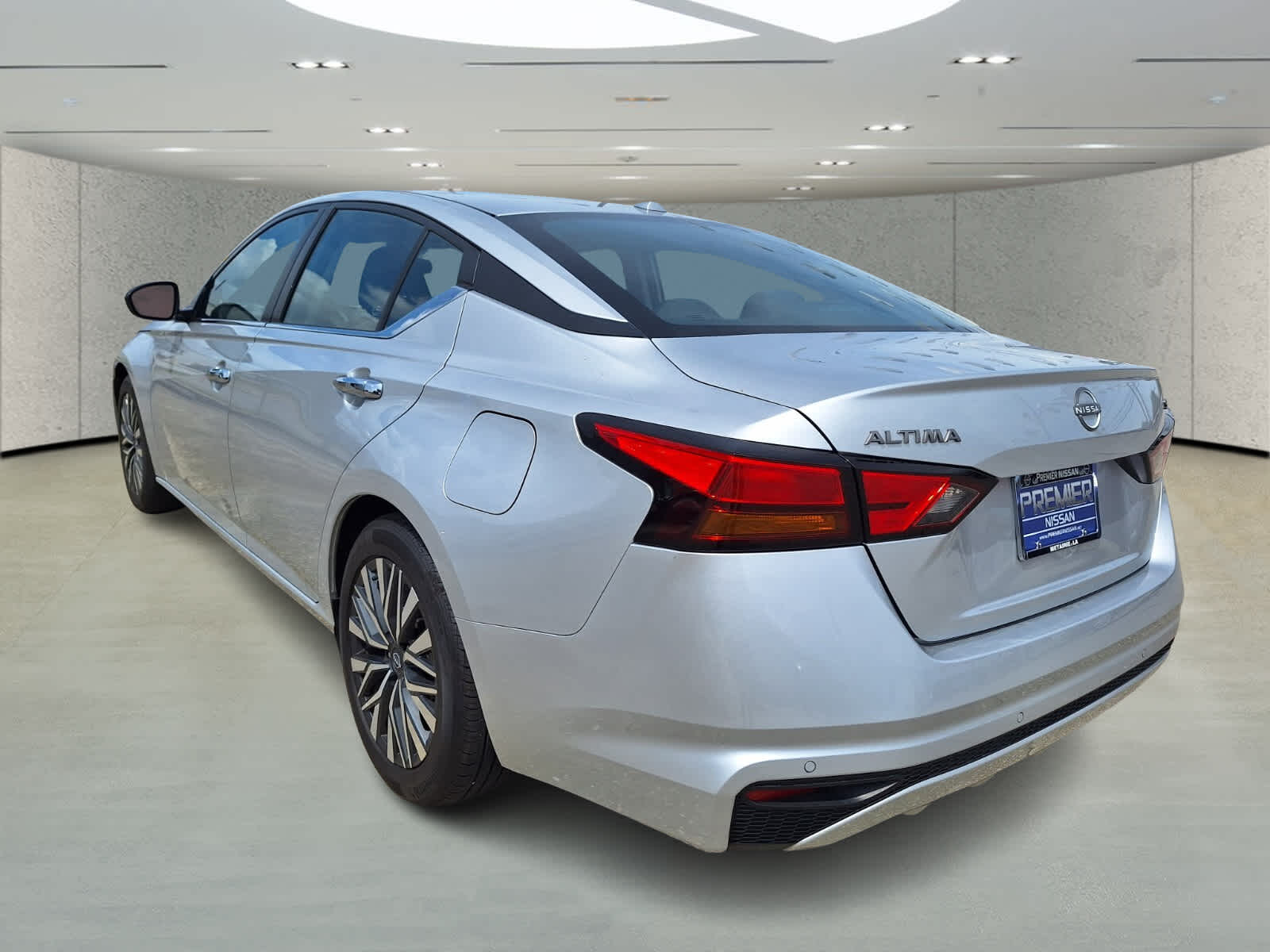 2024 Nissan Altima 2.5 SV photo 3