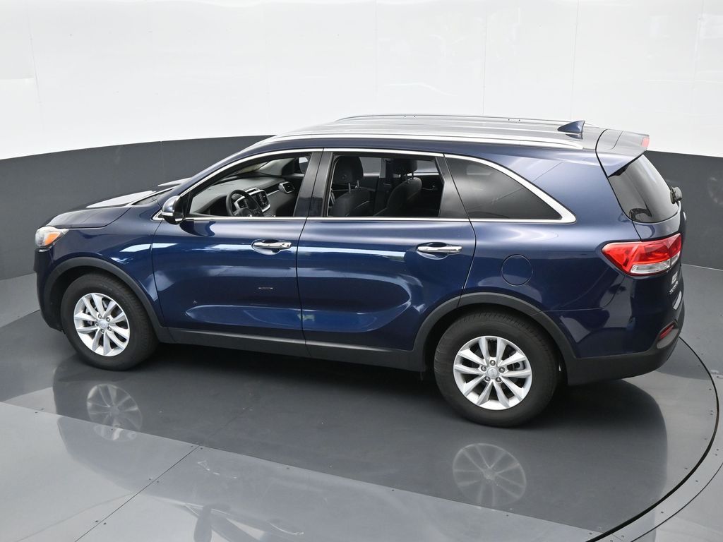 2018 Kia Sorento LX photo 3