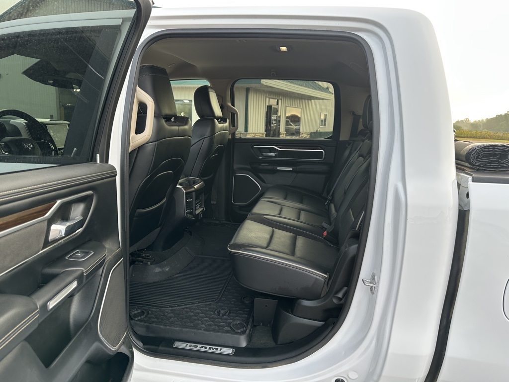 2021 Ram 1500 Laramie photo 18