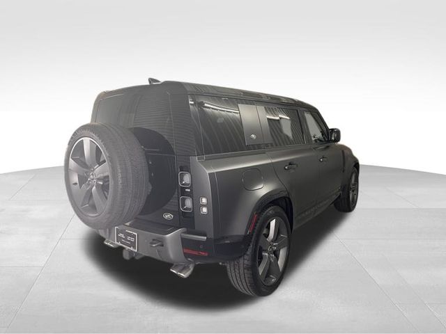 2023 Land Rover Defender 110 Carpathian Edition photo 4