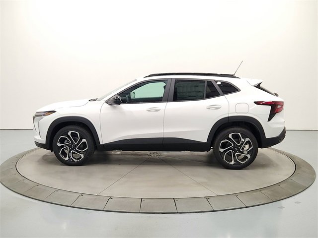 2025 Chevrolet Trax photo 3