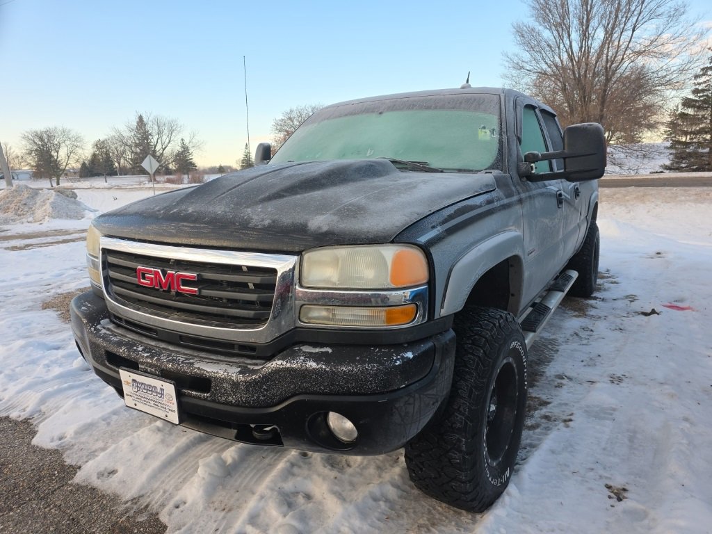 2005 GMC Sierra 2500HD SLE's photo