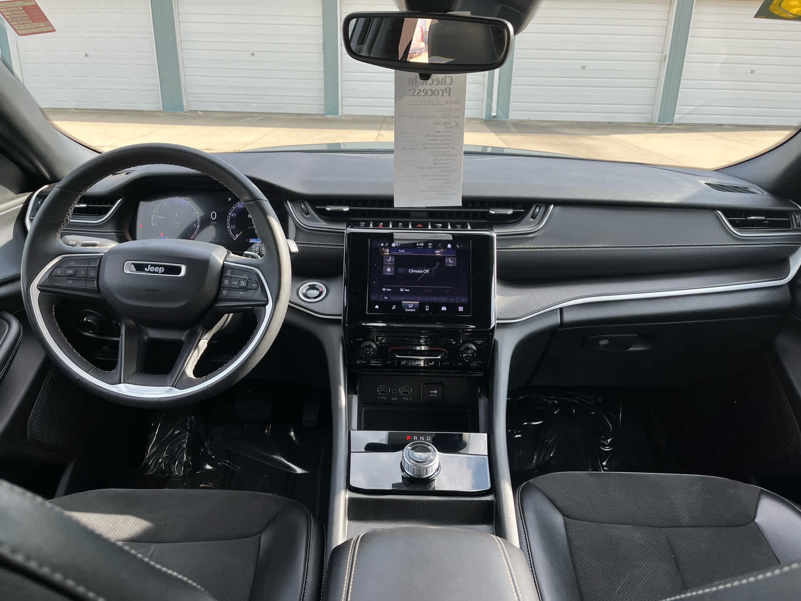 2024 Jeep Grand Cherokee Altitude photo 17