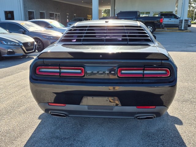 2018 Dodge Challenger SXT photo 3
