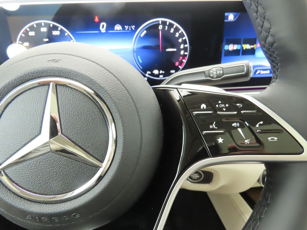 2026 Mercedes Benz GLE 450e 4MATIC photo 12