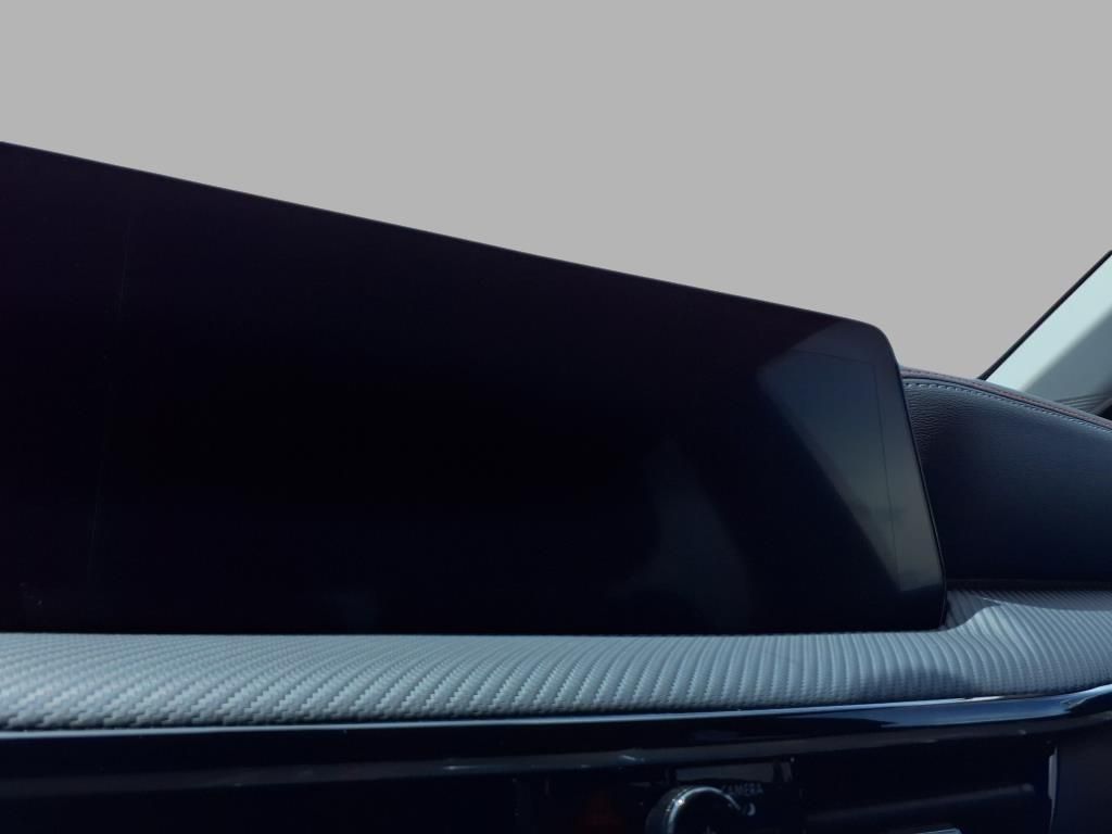 2025 Nissan Kicks SR photo 4