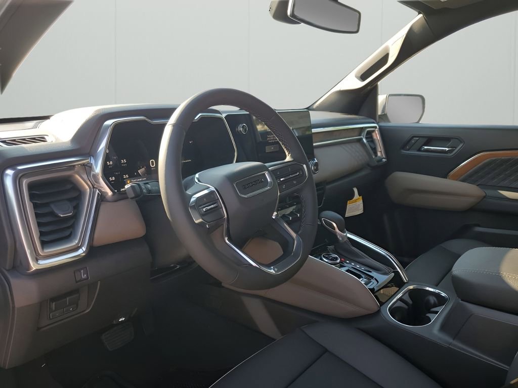 2025 Gmc Canyon Denali photo 28