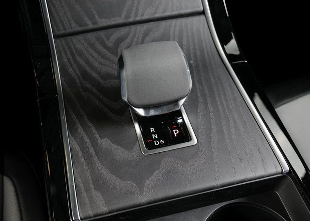 2024 Land Rover Range Rover Evoque Dynamic SE photo 7