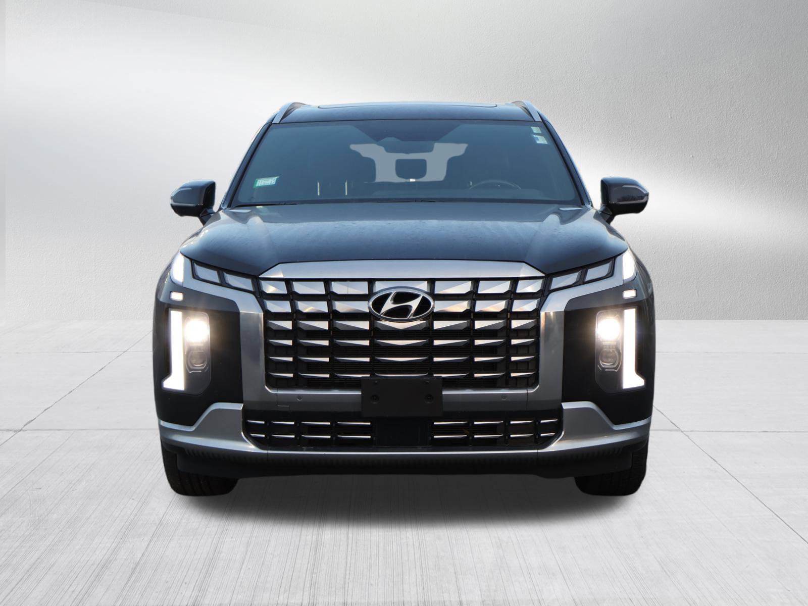 Used 2024 Hyundai Palisade Calligraphy with VIN KM8R7DGE4RU745072 for sale in Kansas City