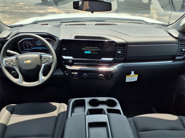 2025 Chevrolet Silverado 1500 LT photo 3