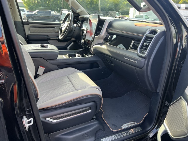2025 Ram 1500 photo 21