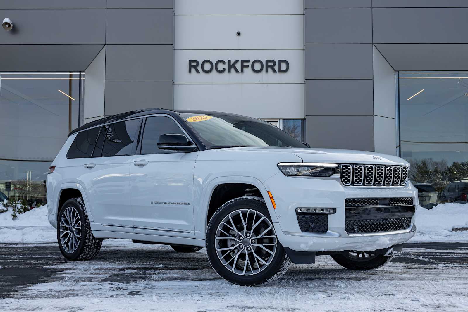 2025 Jeep Grand Cherokee L Summit Reserve's photo