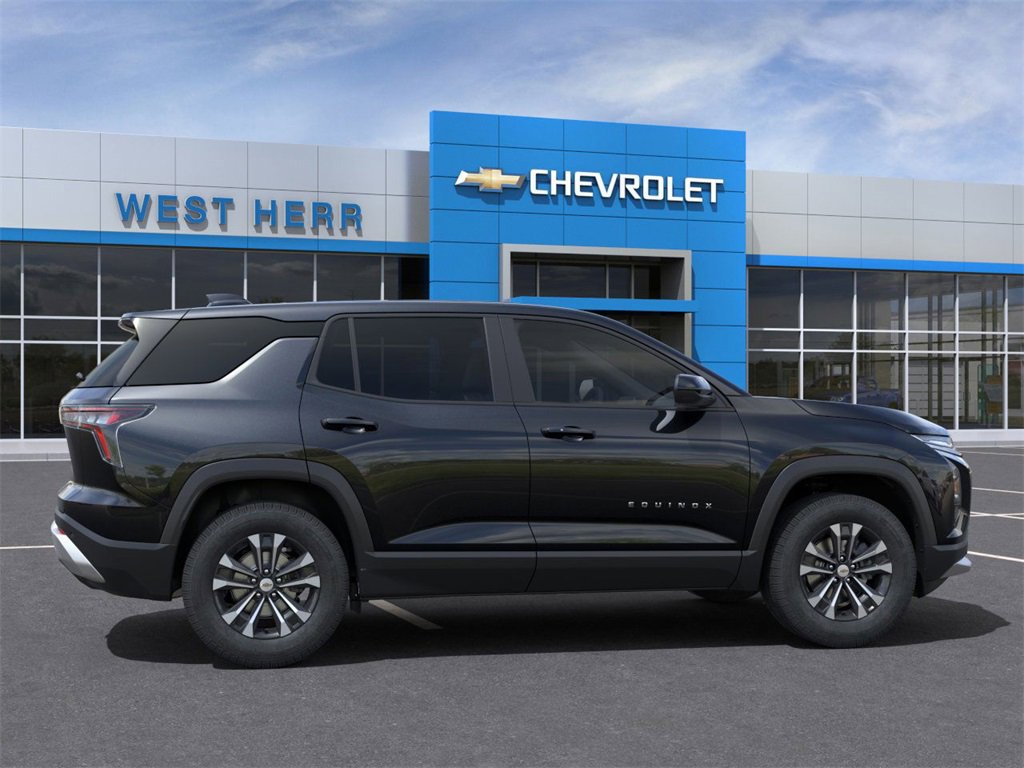 2026 Chevrolet Equinox LT photo 2