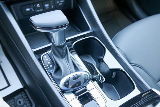 New 2025 Gray Hyundai SEL Convenience FWD image 15