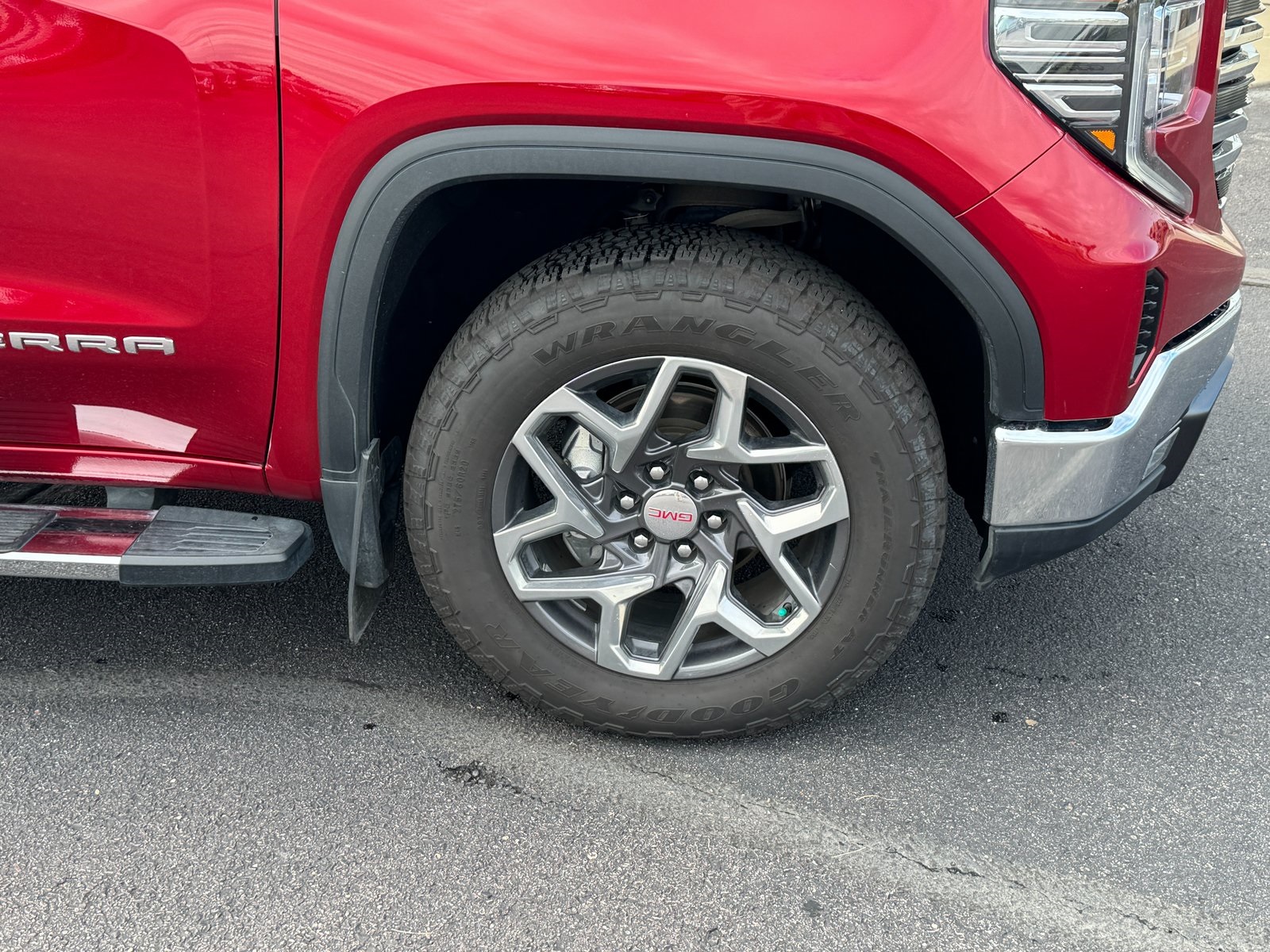 Used 2023 GMC Sierra 1500 SLT with VIN 3GTUUDE89PG157351 for sale in Luverne, Minnesota