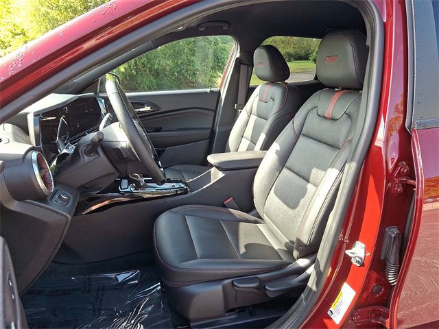 2025 Chevrolet Trax photo 13