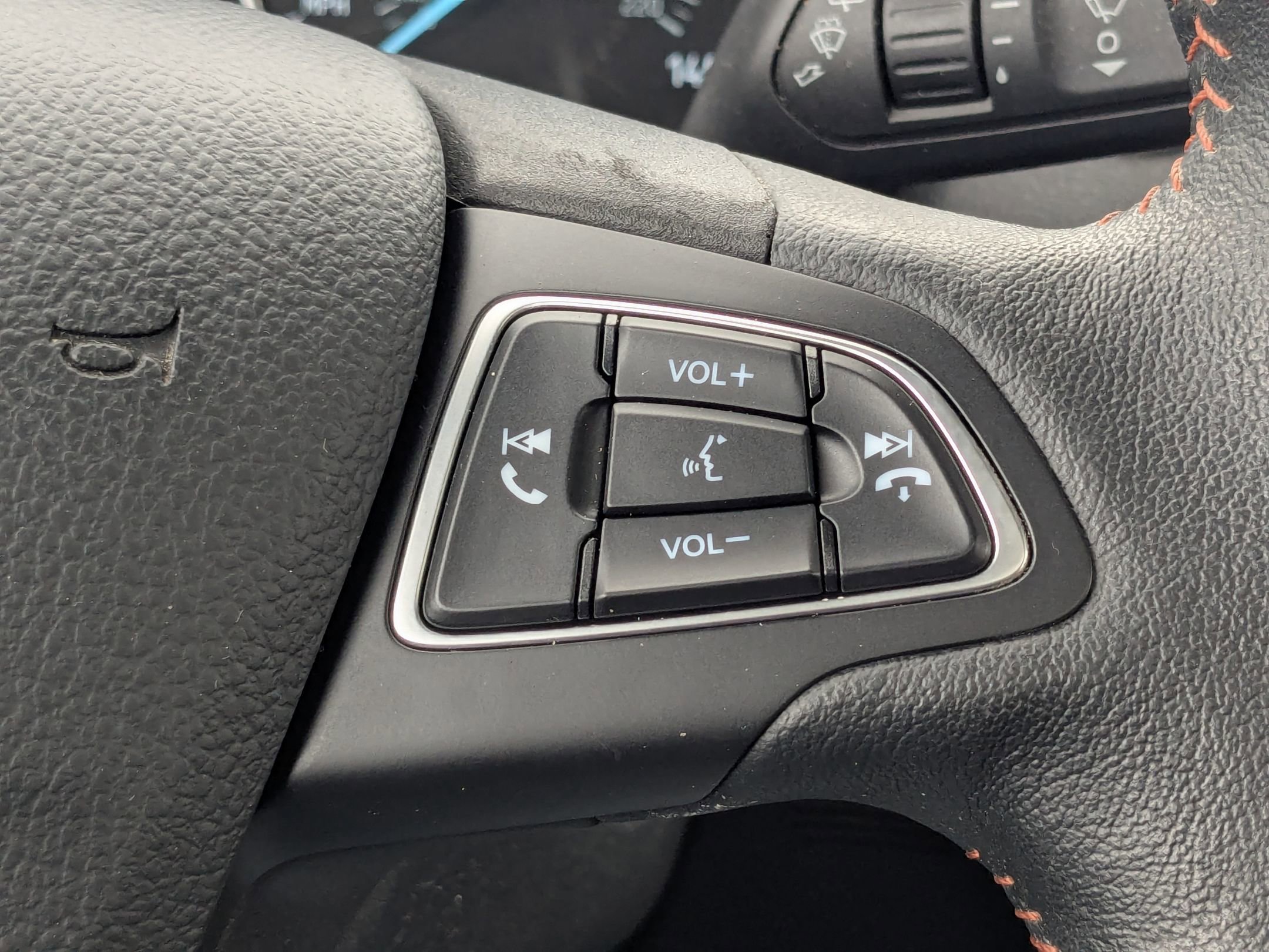 2021 Ford EcoSport SE photo 16