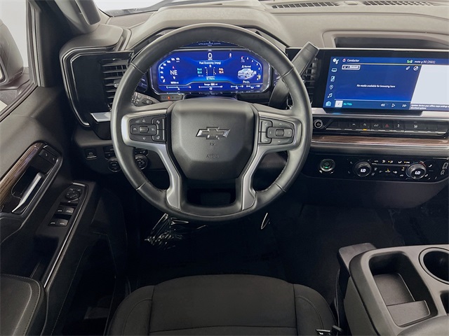 2024 Chevrolet Silverado 1500 RST photo 18