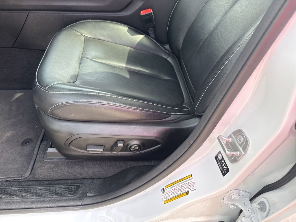 2022 Jeep Grand Cherokee Limited photo 11