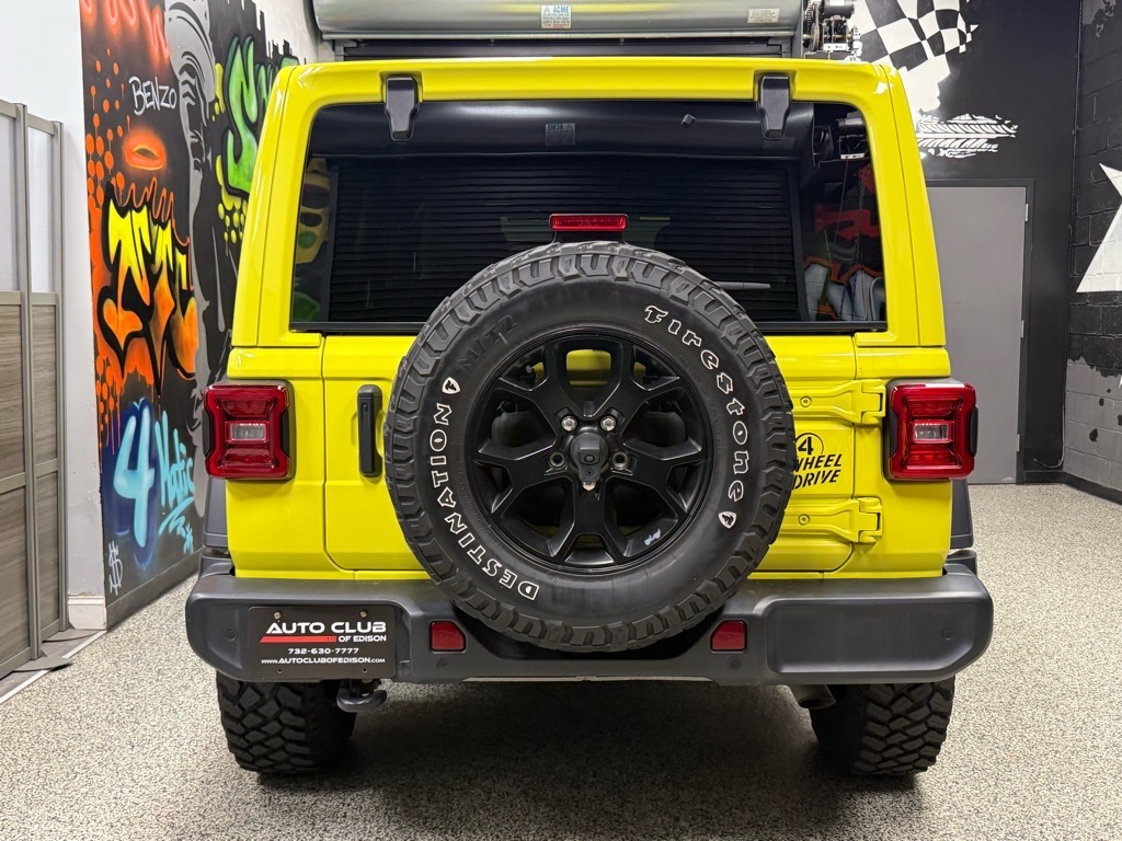 2022 Jeep Wrangler Unlimited Willys photo 2