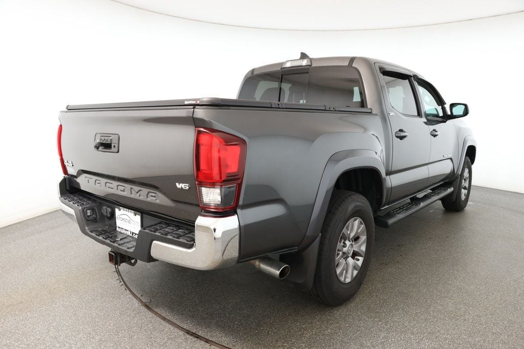 2019 Toyota Tacoma SR5 photo 4