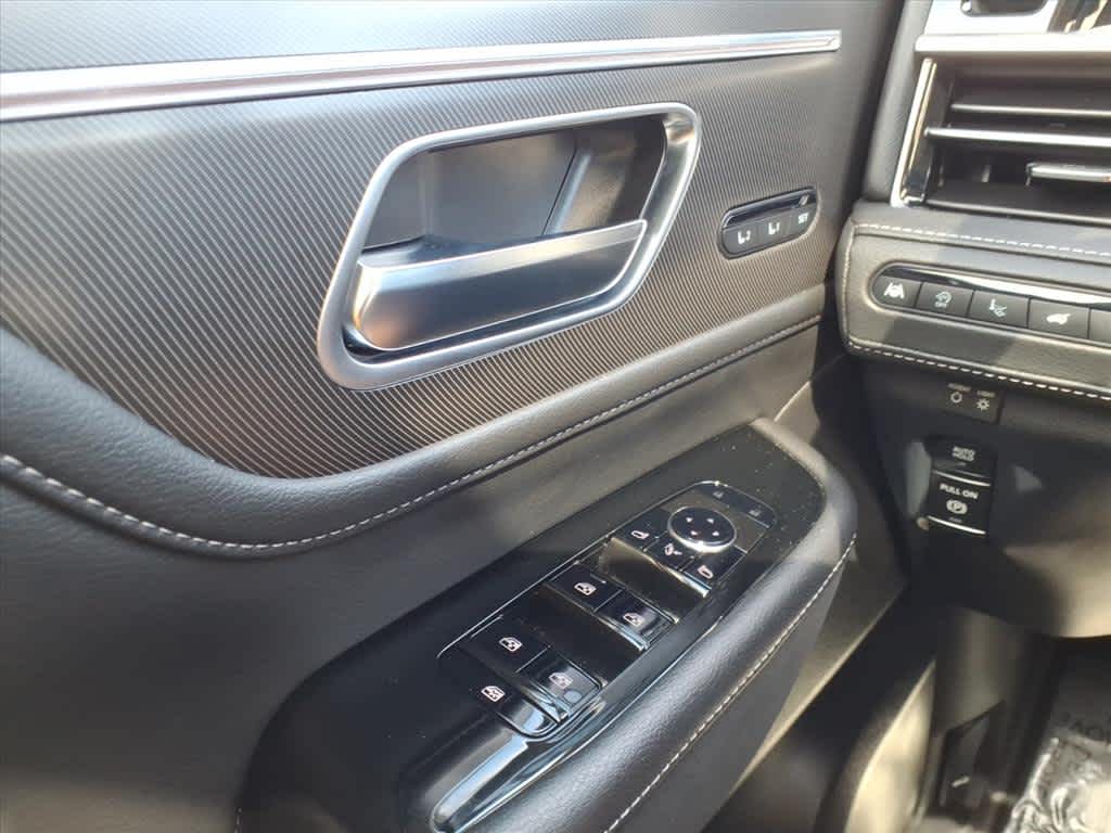 2025 Infiniti QX80 Luxe photo 24
