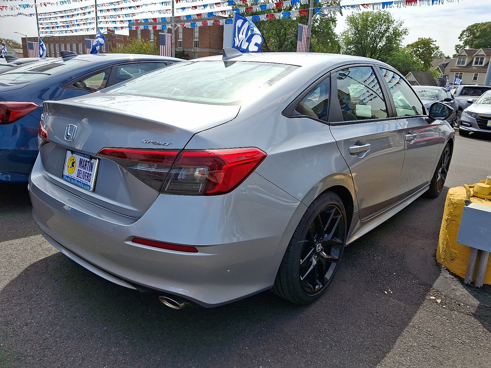 2024 Honda Civic Sport photo 3