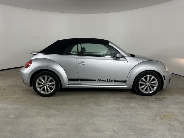 2014 Volkswagen Beetle TDI photo 6