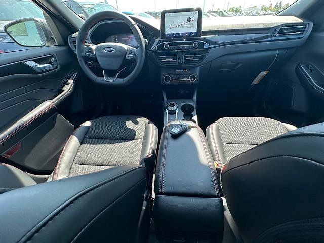 2025 Ford Escape ST-Line photo 12