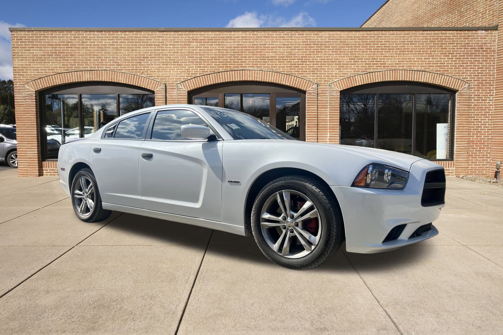 2013 Dodge Charger R/T Max AWD photo 9