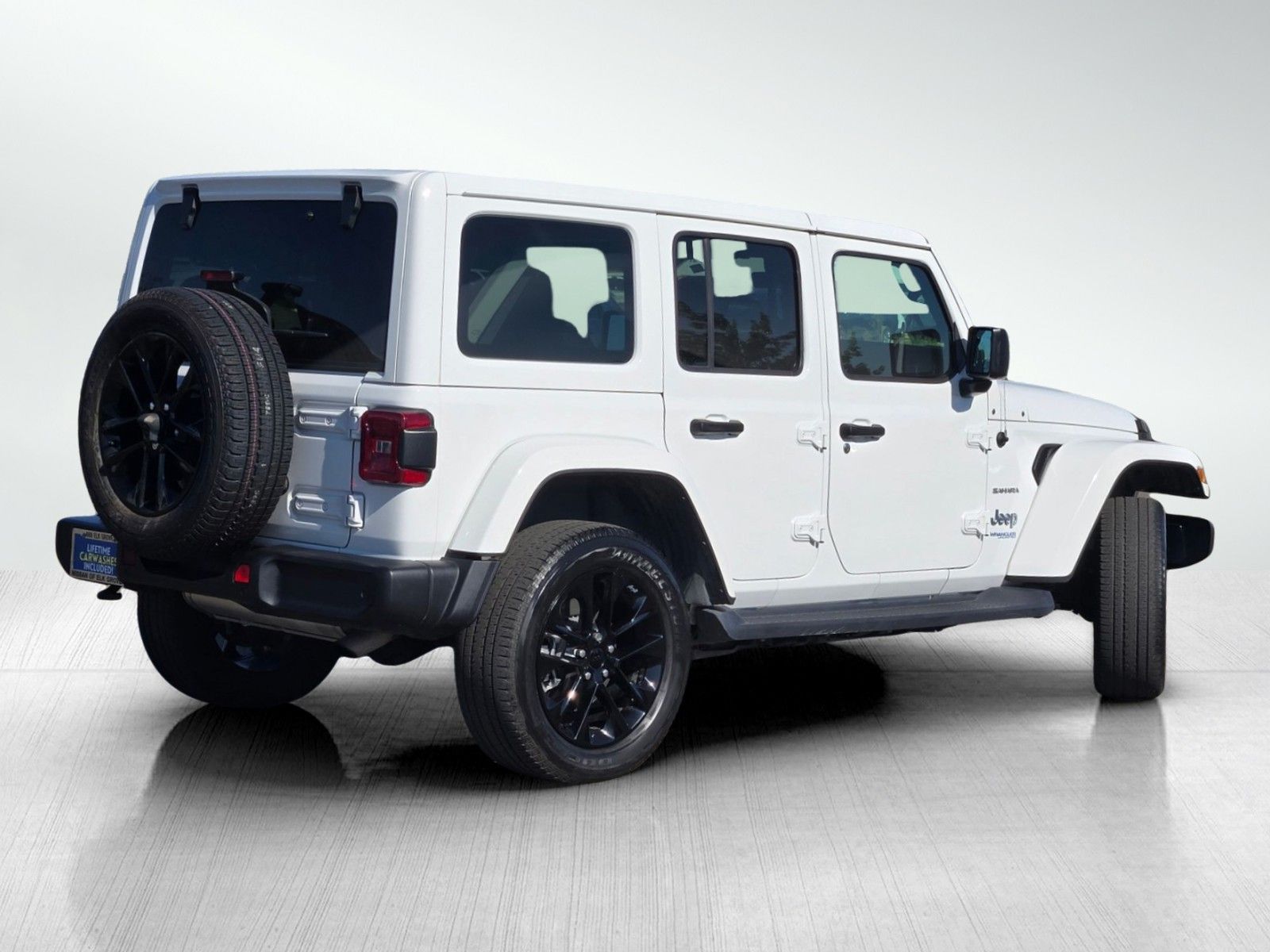 2021 Jeep Wrangler Unlimited Sahara 4xe photo 4