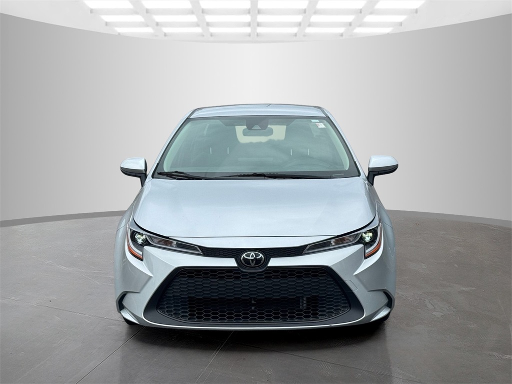 2022 Toyota Corolla LE photo 2