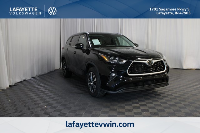 2022 Toyota Highlander XLE's photo