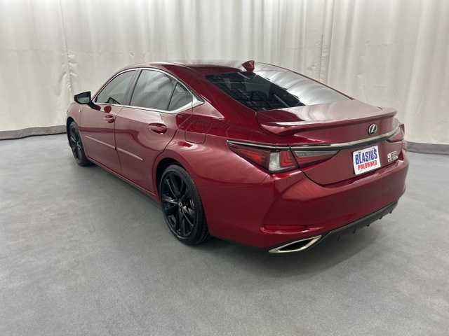 2022 Lexus ES 350 F SPORT photo 4