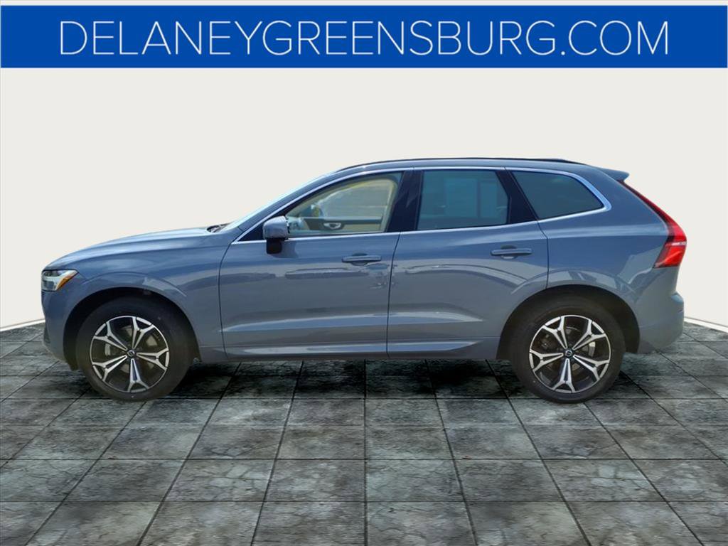 2022 Volvo XC60 B5 Momentum photo 6