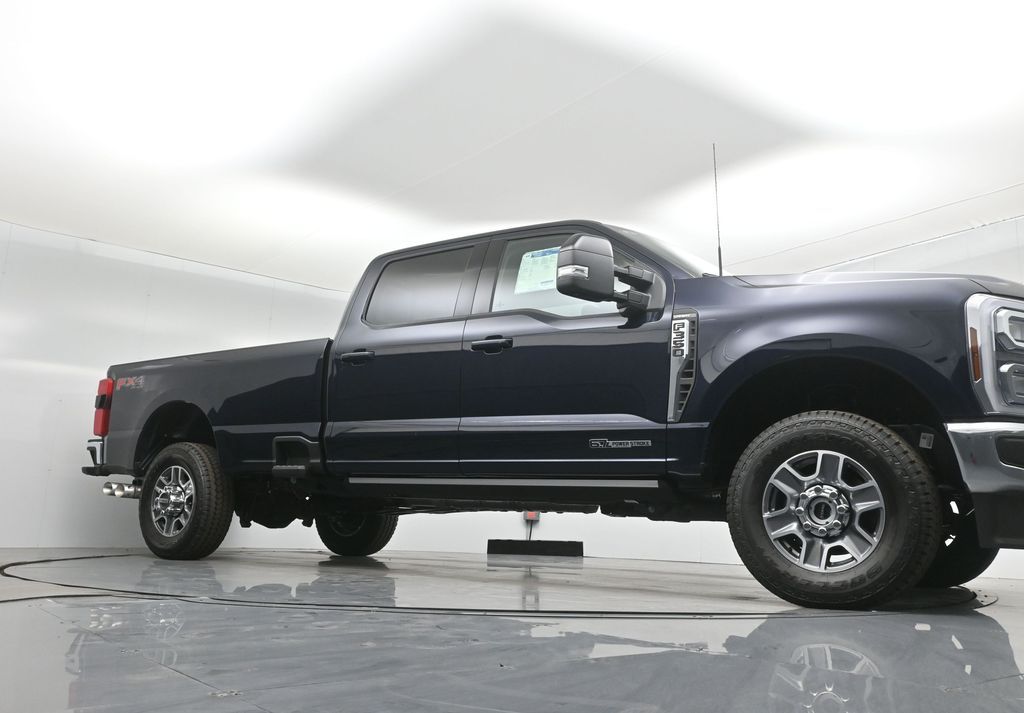 2025 Ford F-350 Super Duty Lariat
