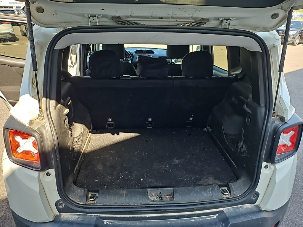 2019 Jeep Renegade Latitude photo 20