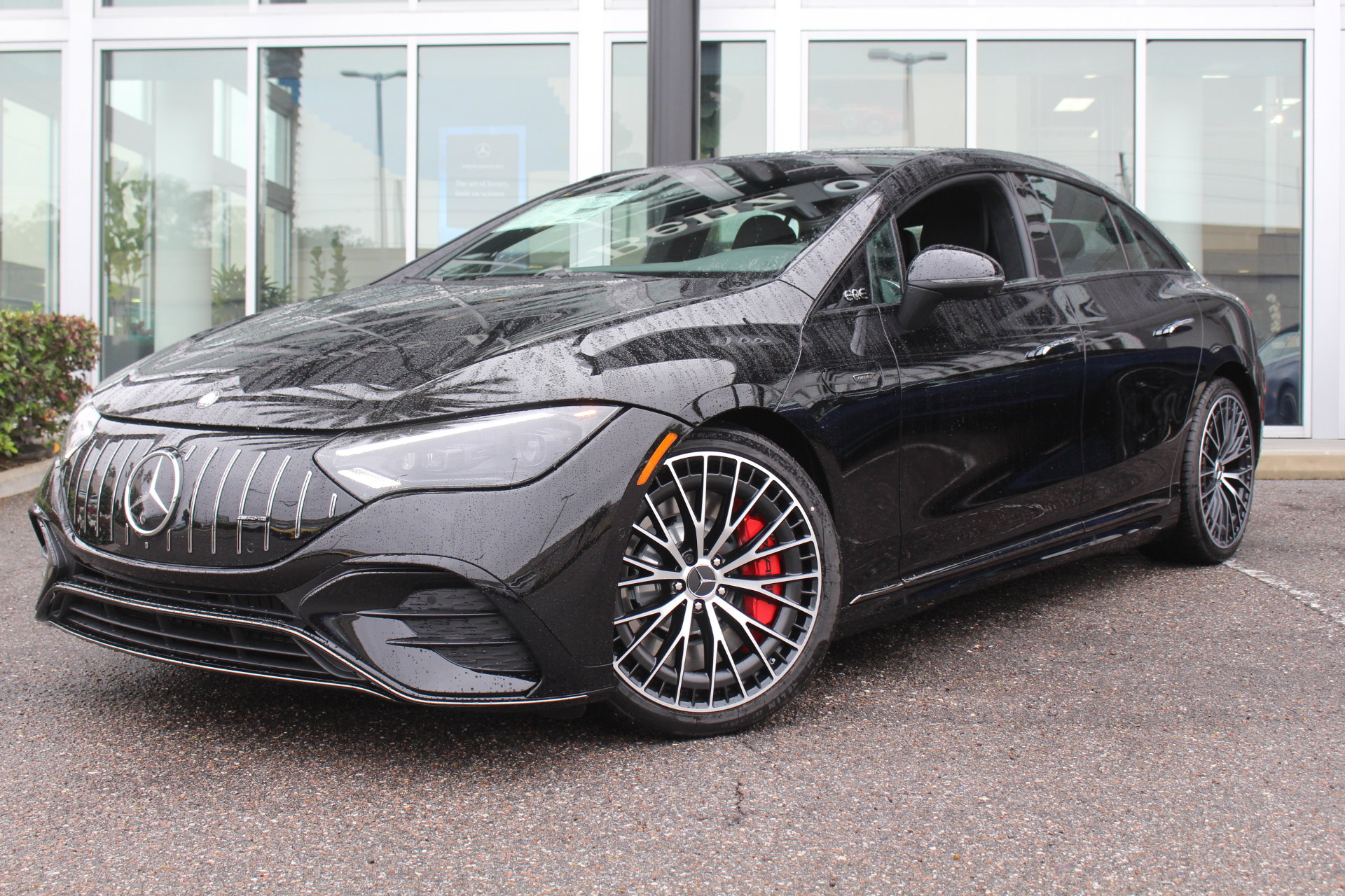2025 Mercedes Benz EQE Sedan AMG photo 2