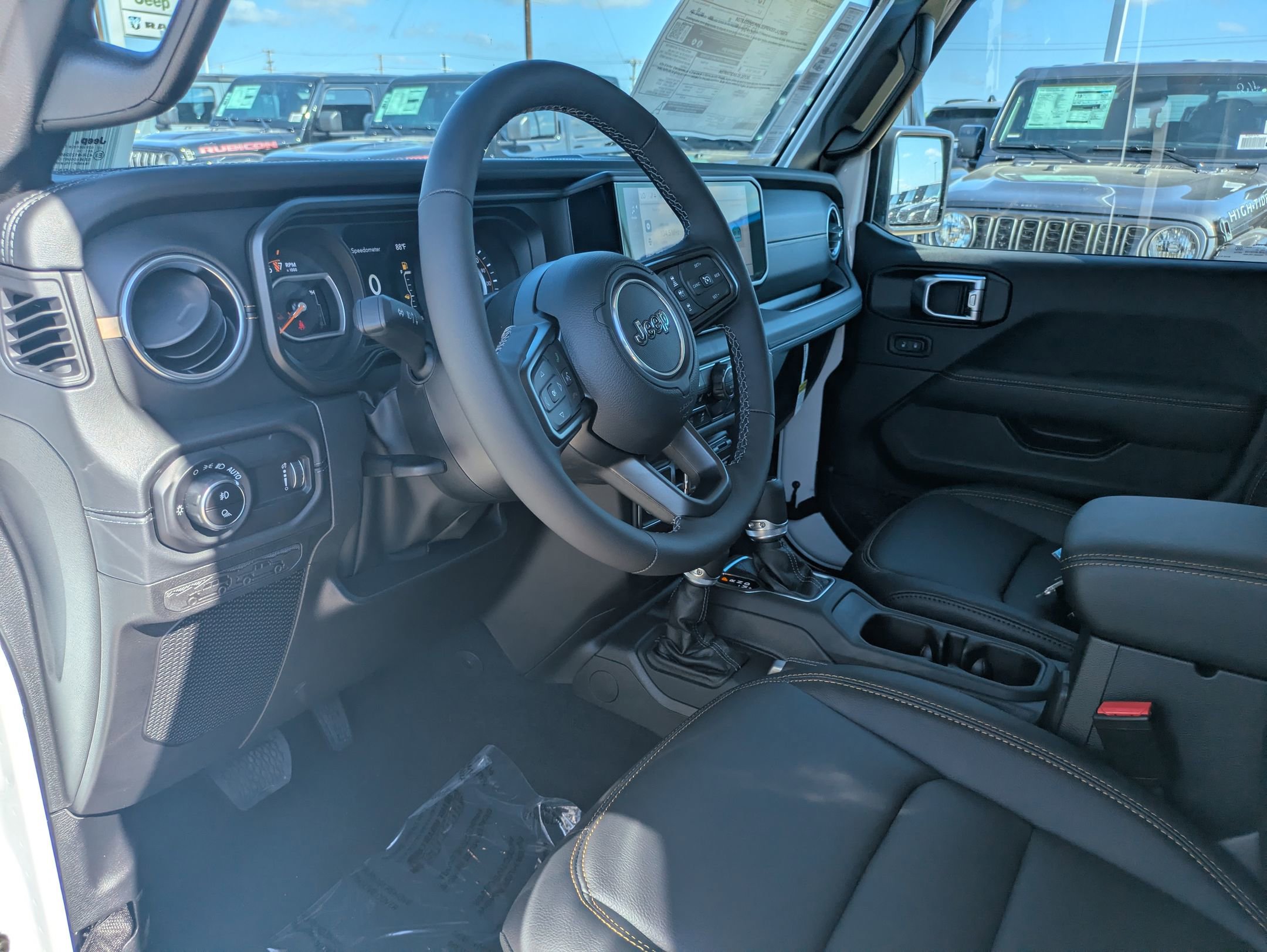 2025 Jeep Gladiator Sport photo 9