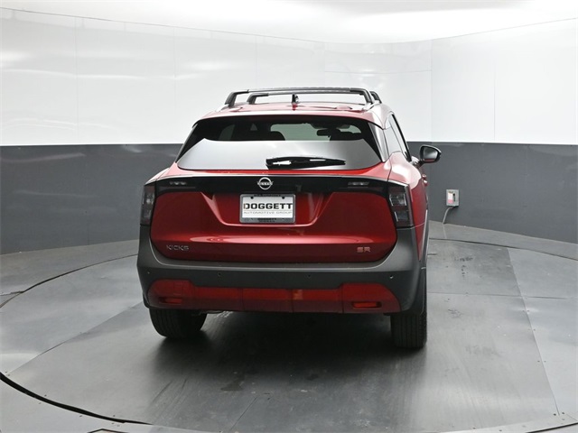 2026 Nissan Kicks SR photo 3
