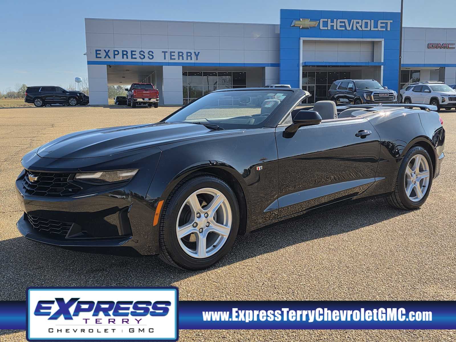 2023 Chevrolet Camaro 1LT's photo