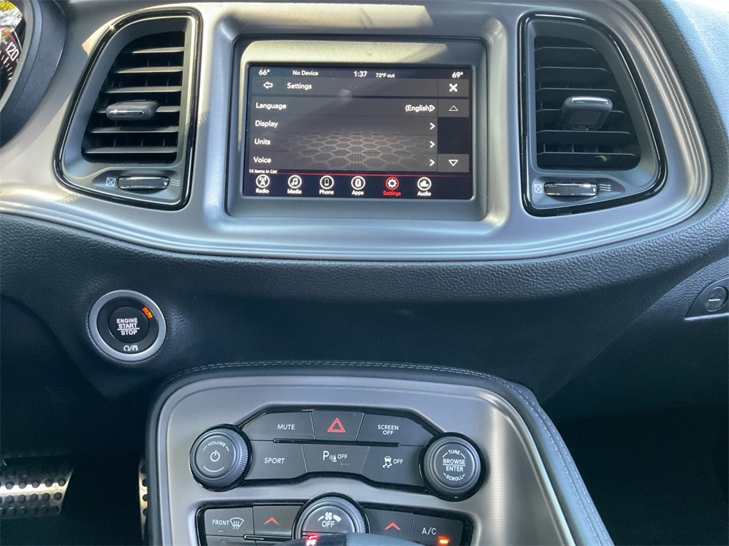 2023 Dodge Challenger R/T photo 12