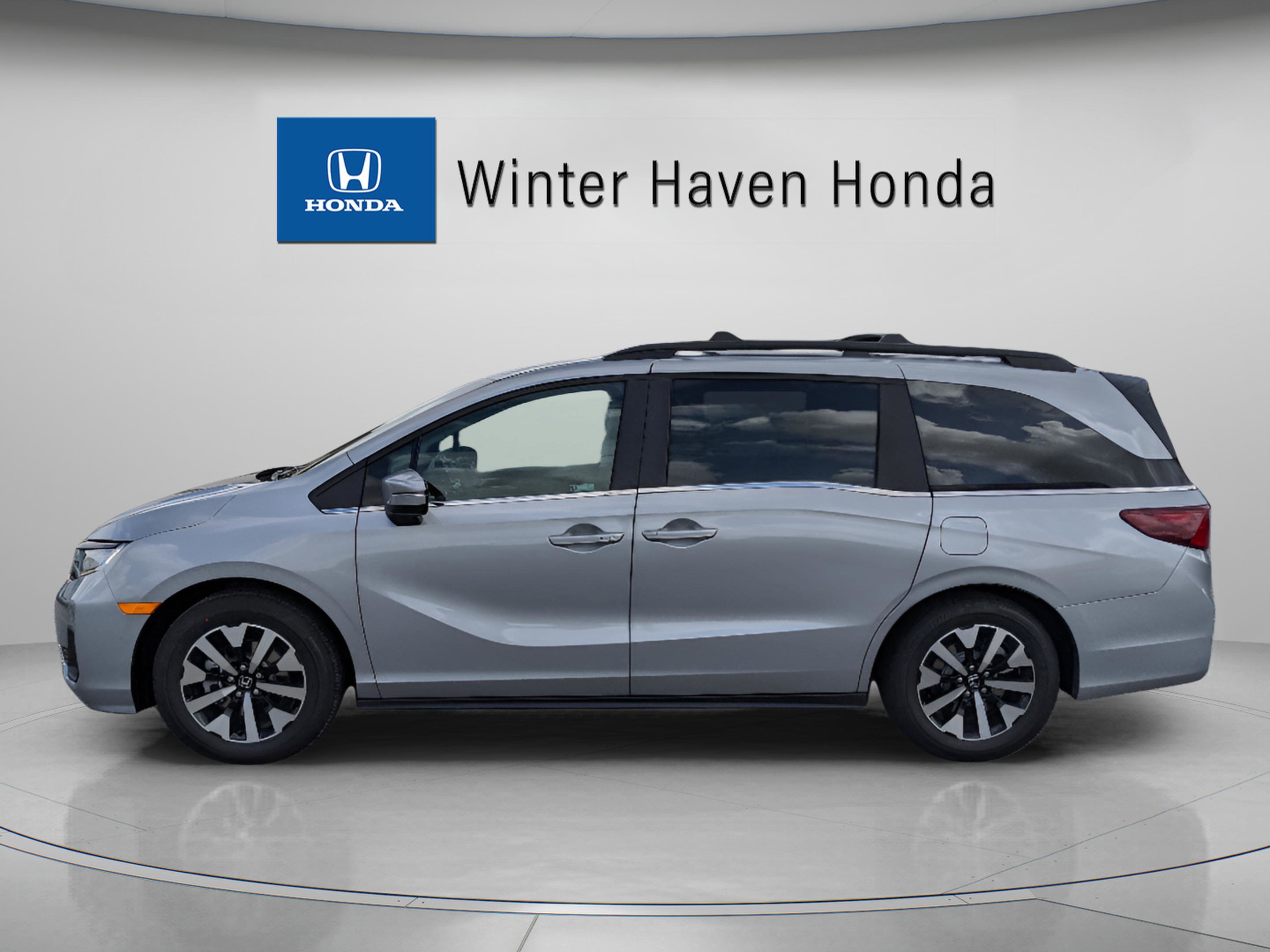 2026 Honda Odyssey EX-L photo 2