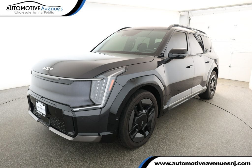 2024 Kia Ev9 GT-Line's photo