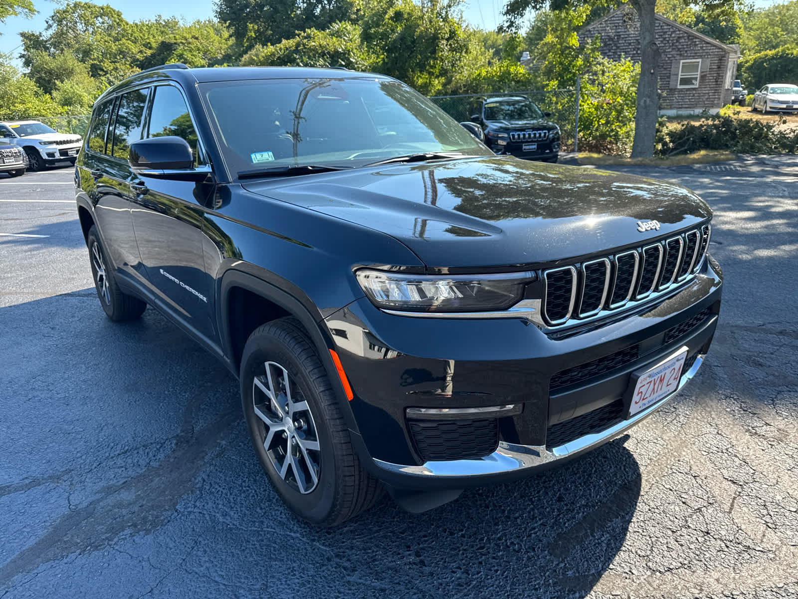 2025 Jeep Grand Cherokee L Limited's photo