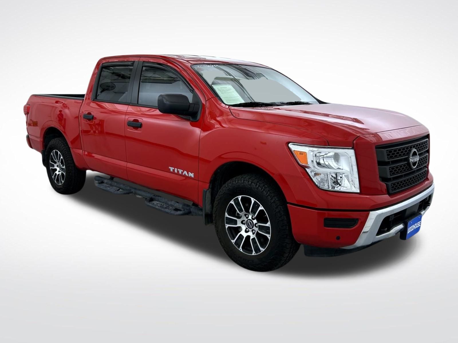 2024 Nissan Titan SV photo 3
