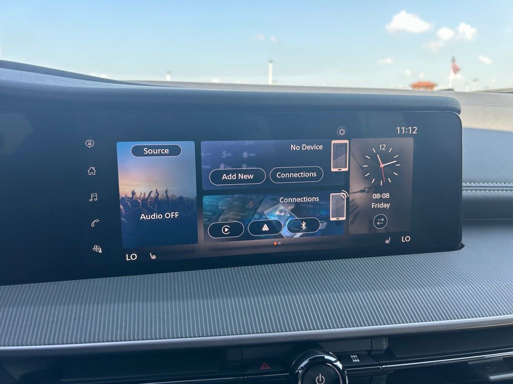 2025 Nissan Murano SV photo 18