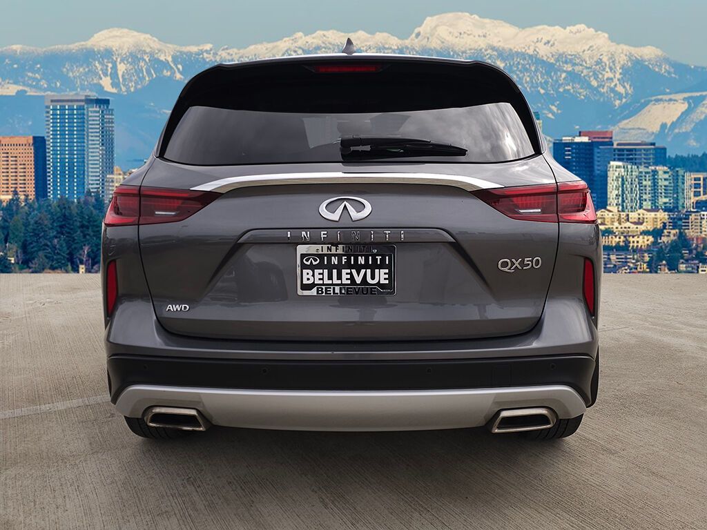 2022 Infiniti QX50 PURE photo 2